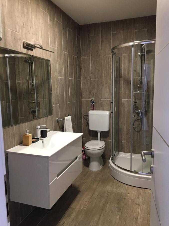 Gavran Apartment Vinjerac Eksteriør bilde