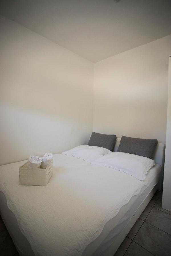 Gavran Apartment Vinjerac Eksteriør bilde